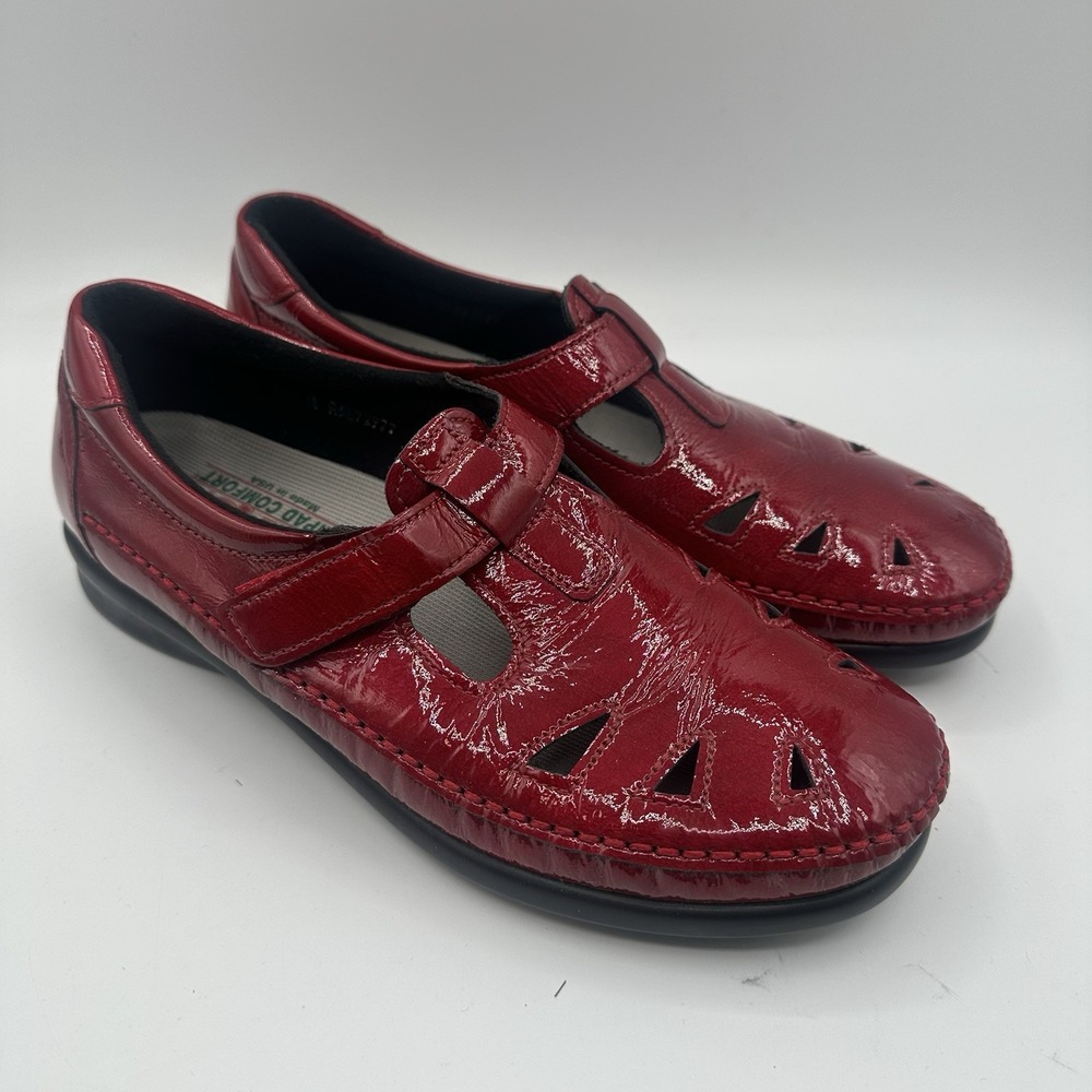 SAS Roamer Shoes Womens 8.5 M (fits like 8M) Red Shiny Leather Tripad comfort